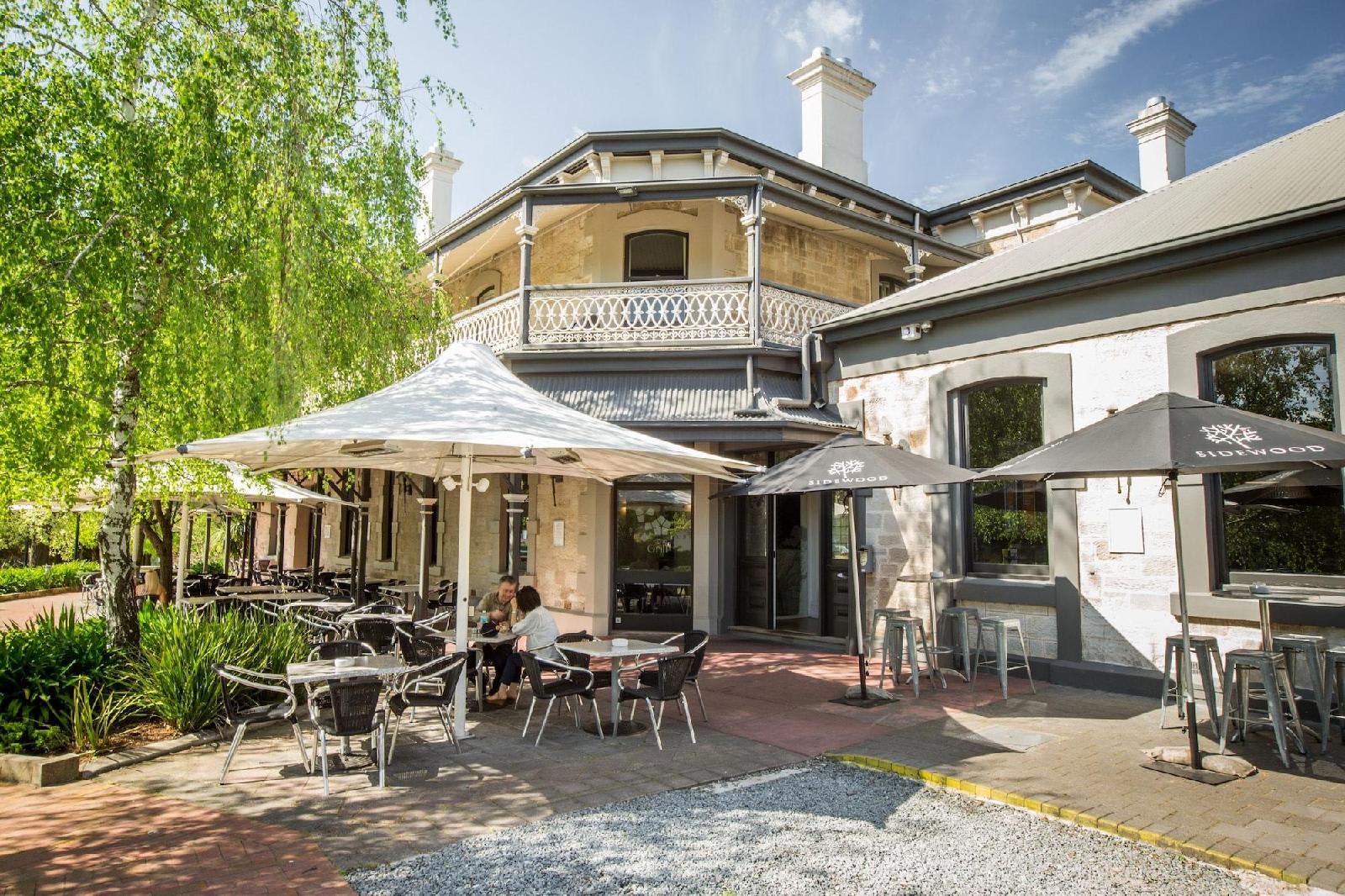 The Stirling Hotel 2