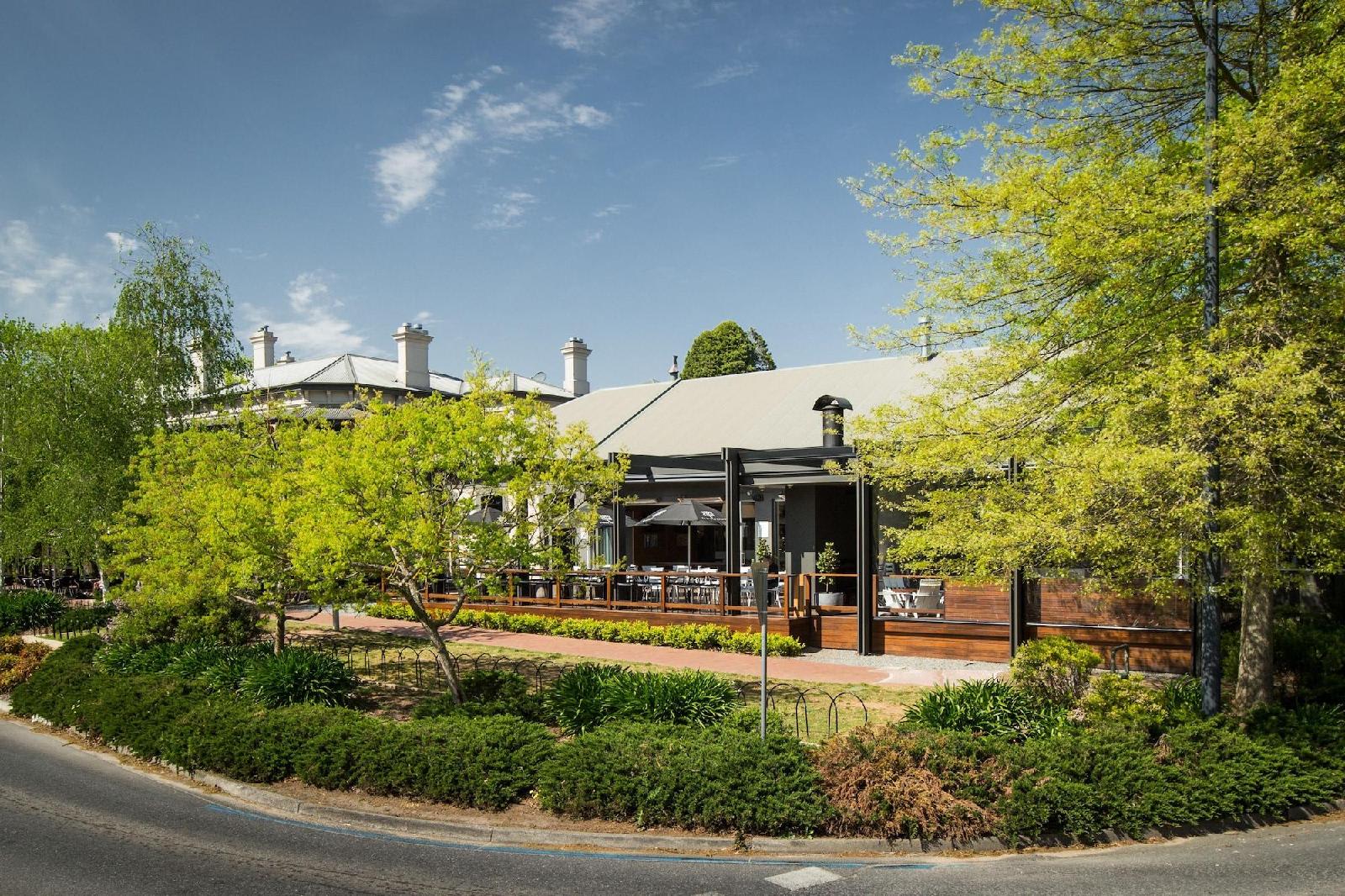The Stirling Hotel 1