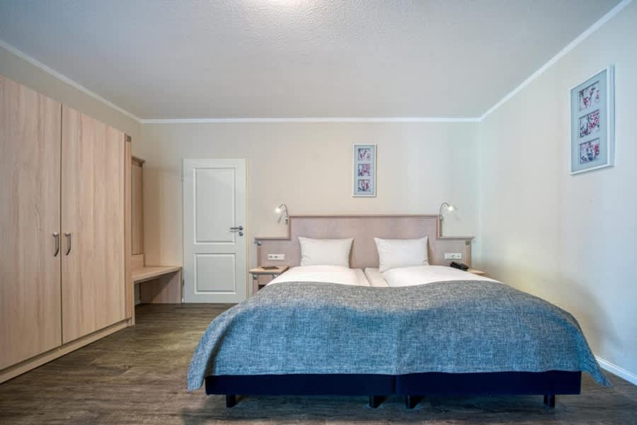 Ff&E Hotel Engeln 1