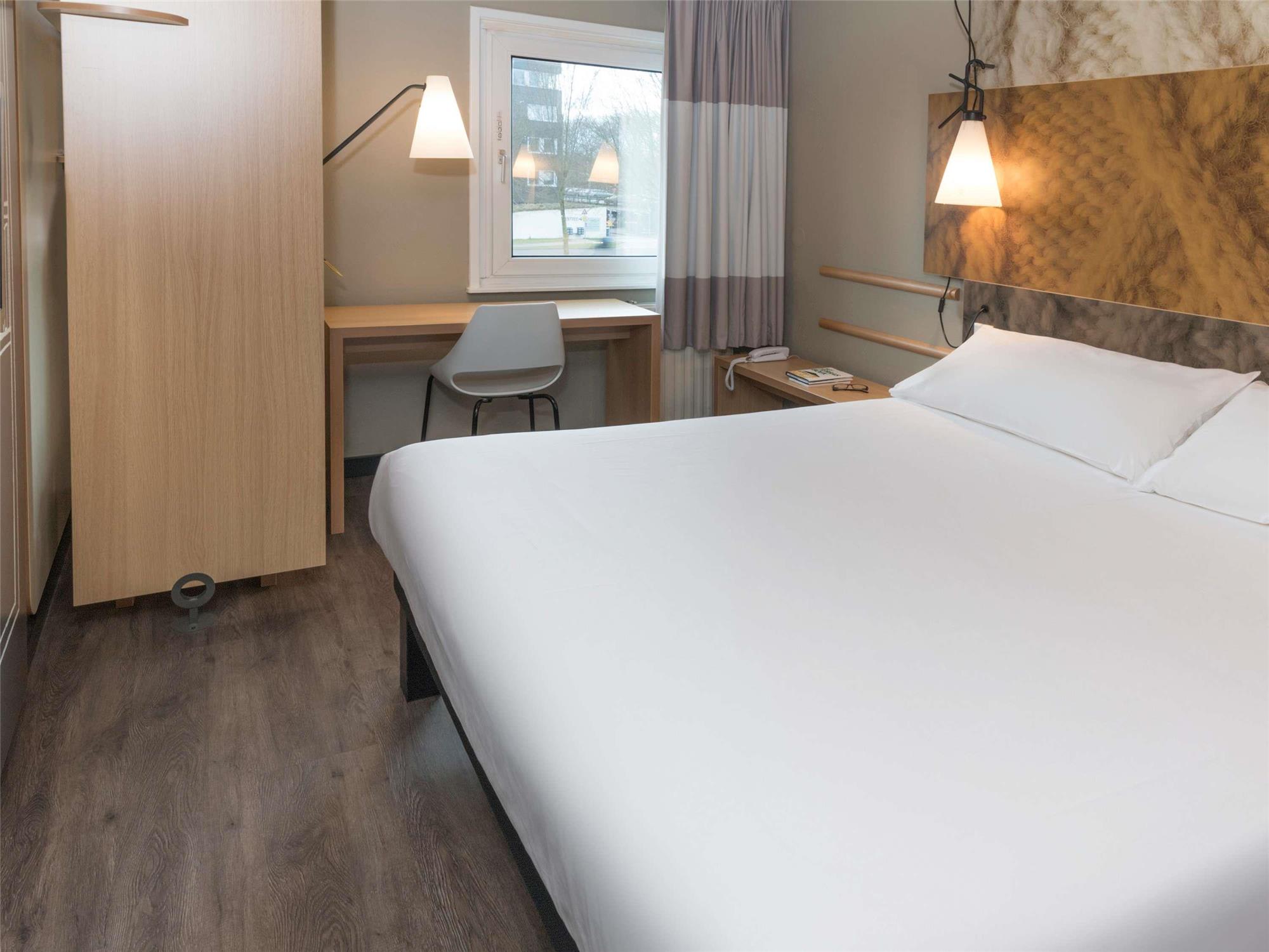 ibis Tilburg 2