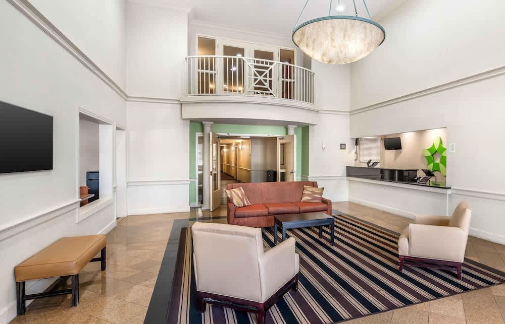 Extended Stay America Suites - Tampa - Airport - N Westshore Blvd 2
