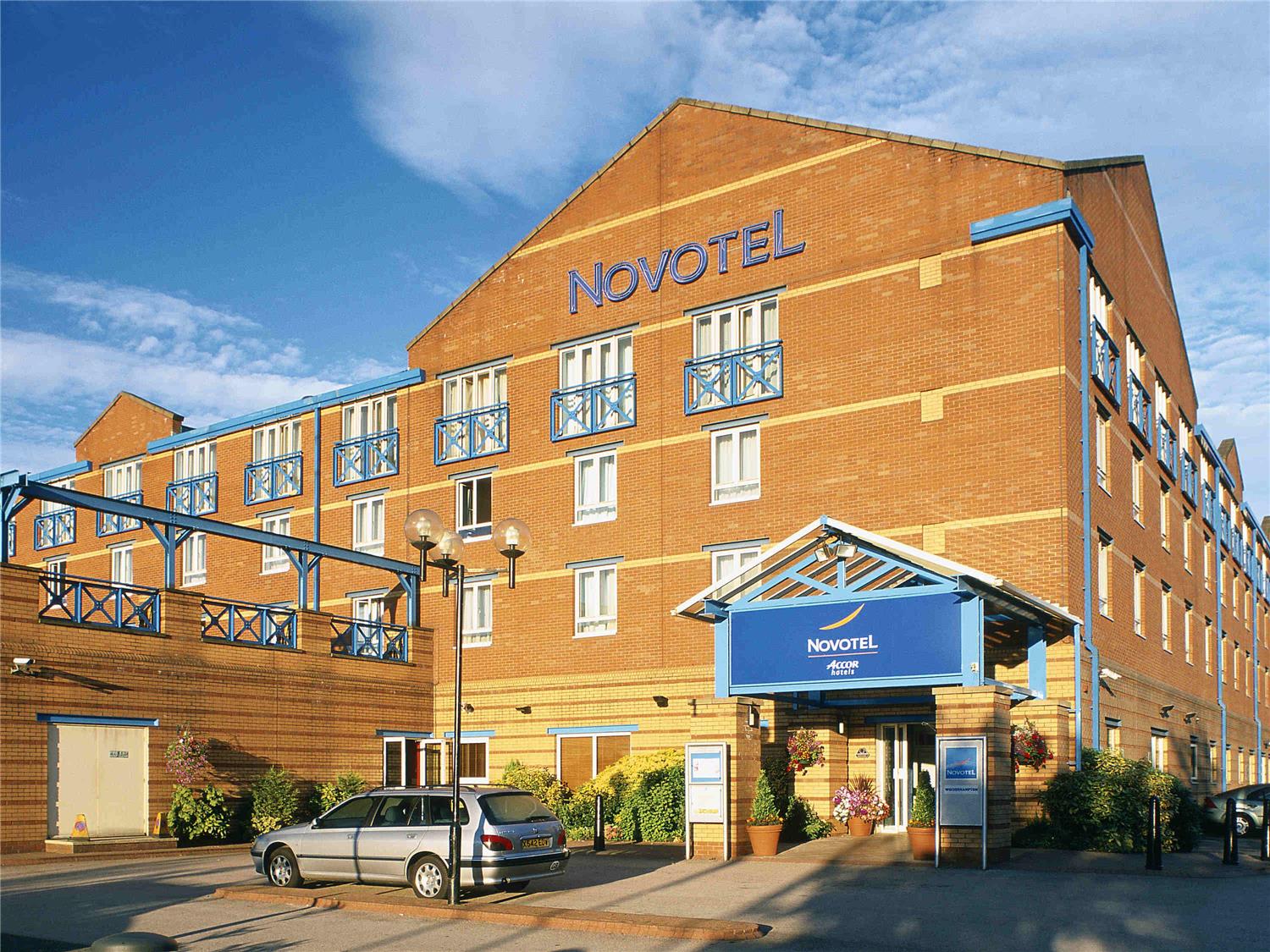Novotel Wolverhampton City Centre 2