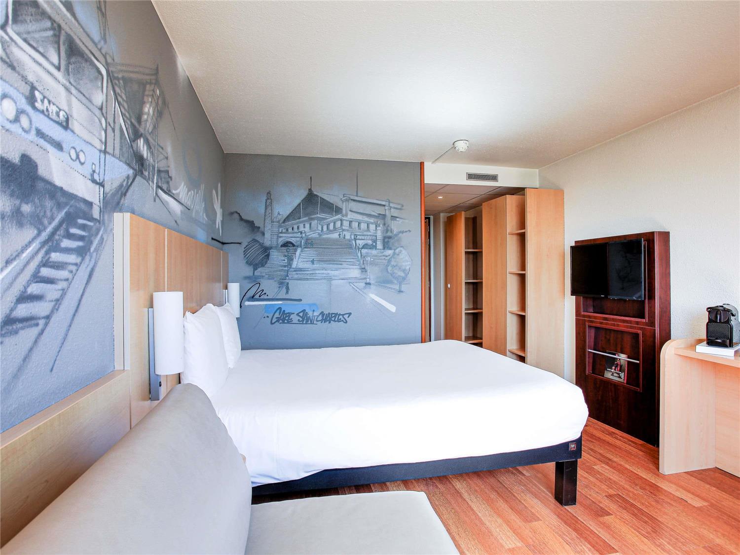 ibis Marseille Centre Gare Saint Charles 1