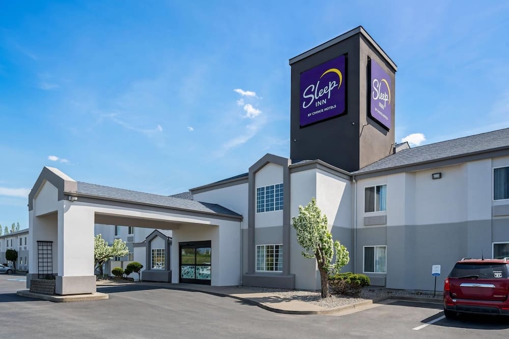 Sleep Inn near Washington State Line 1