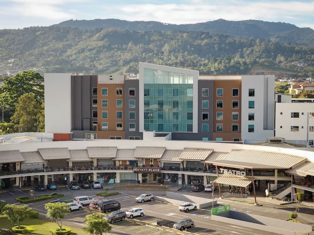 Hyatt Place San Jose Pinares 1