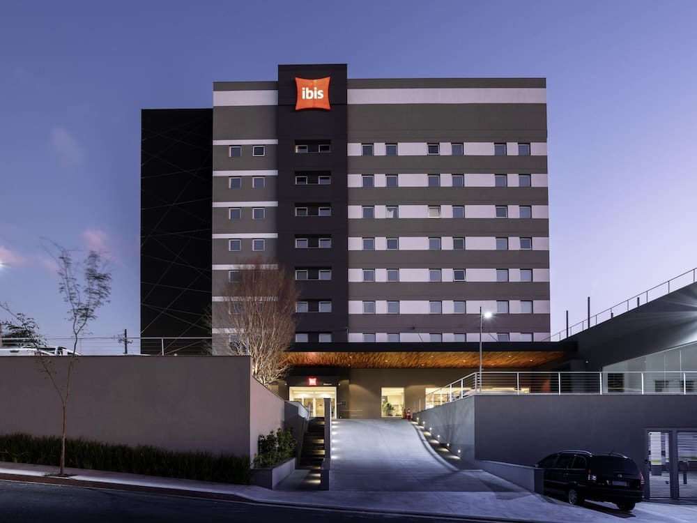 ibis Botucatu 1