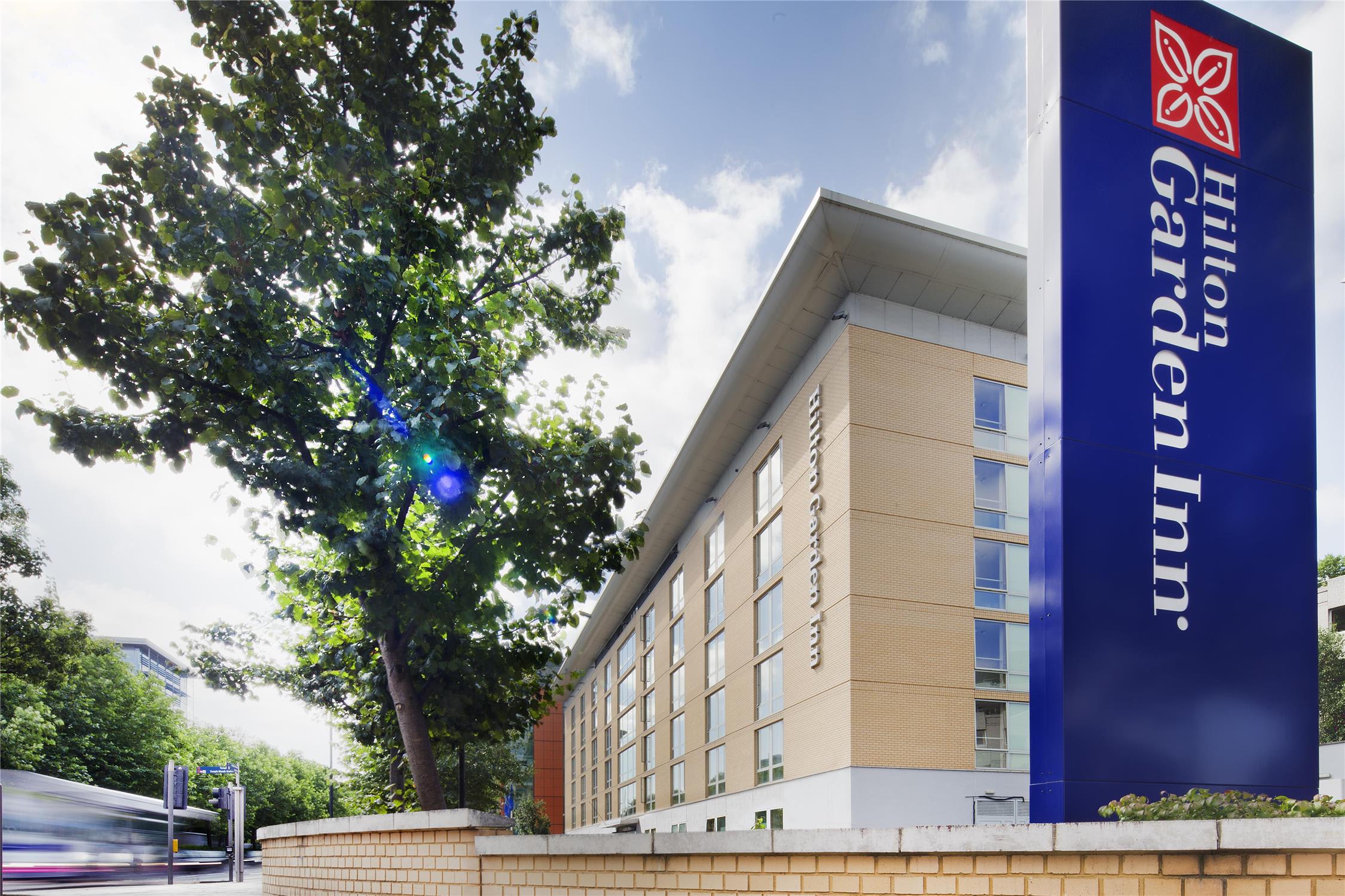 Hilton Garden Inn Bristol City Centre 2