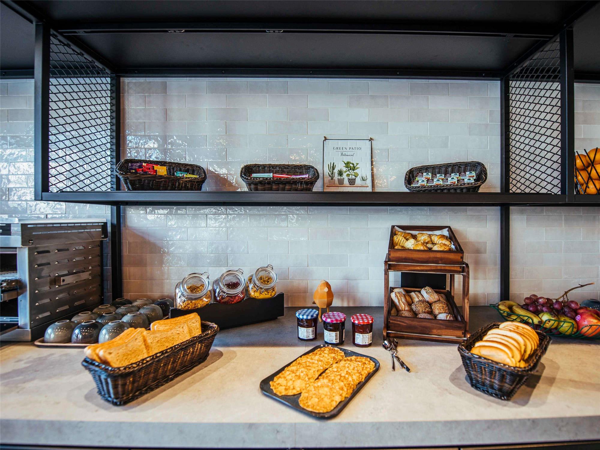 Ibis Styles Rouen Centre Rive Gauche 2