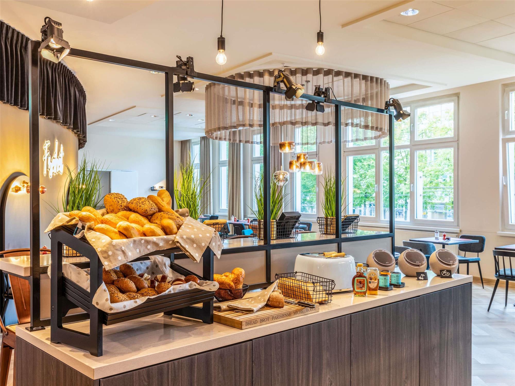 ibis Styles Bielefeld City 2