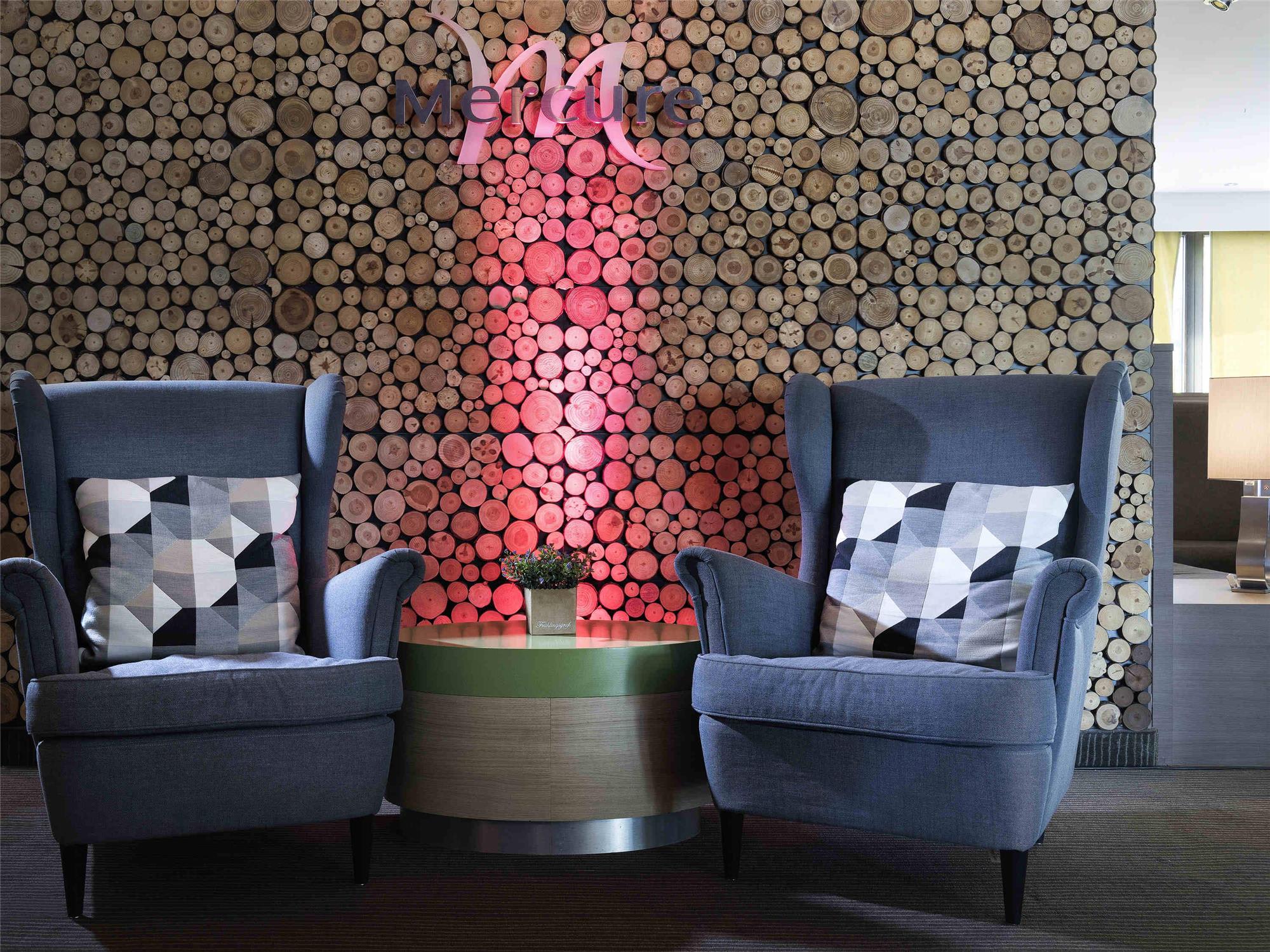 Mercure Hotel Dusseldorf Airport 2