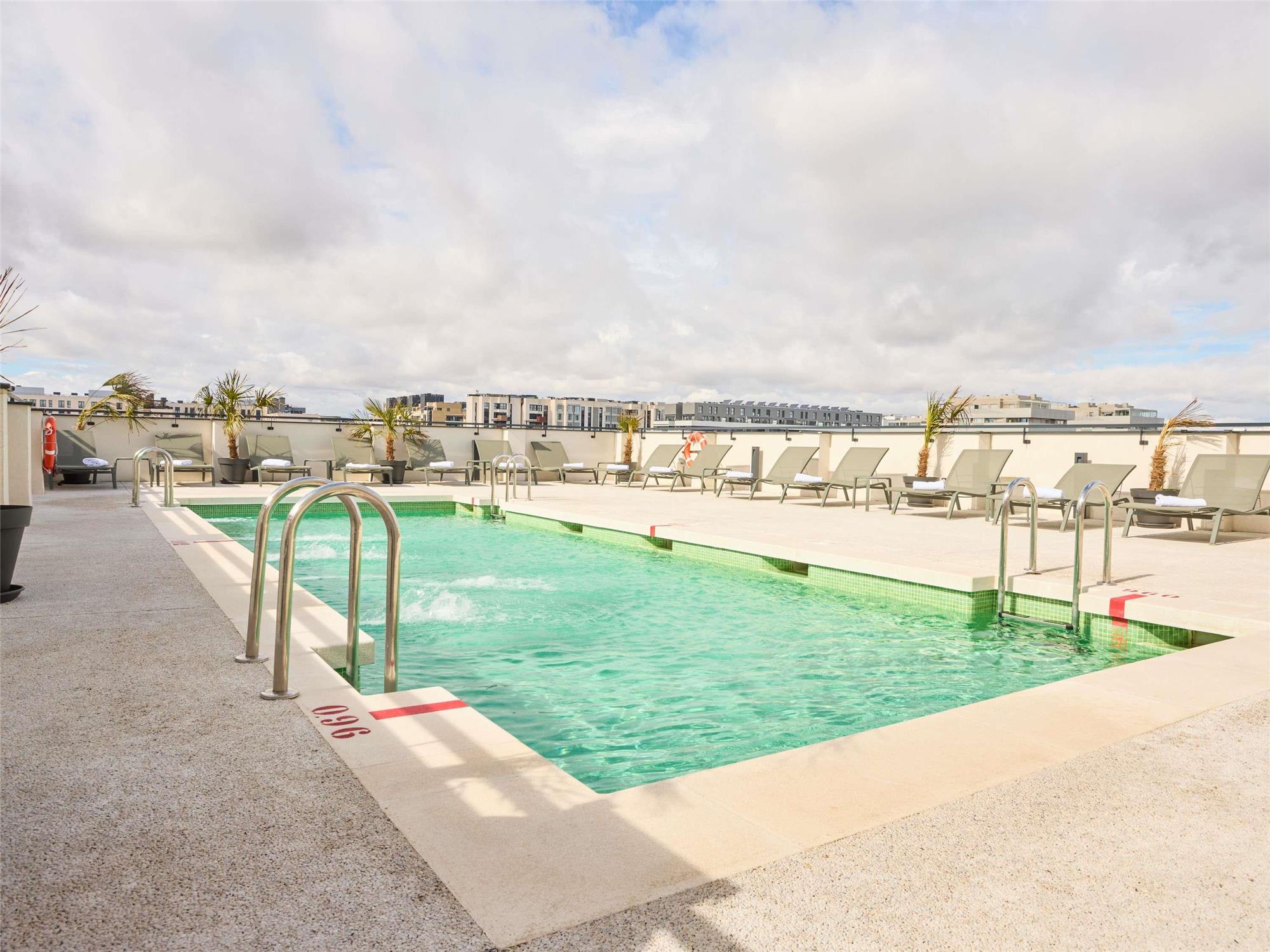 Ibis Styles Madrid Airport Valdebebas 1