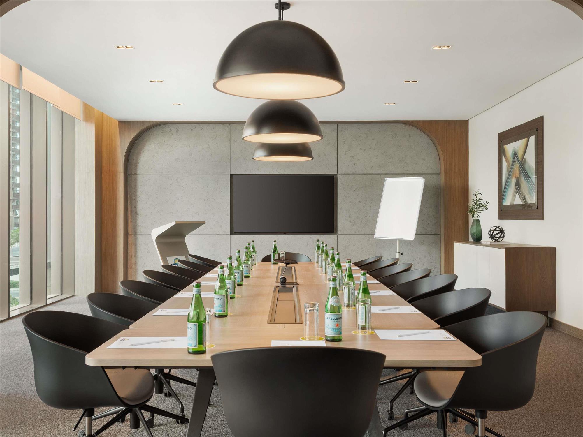 Mercure Dubai Gold District 2