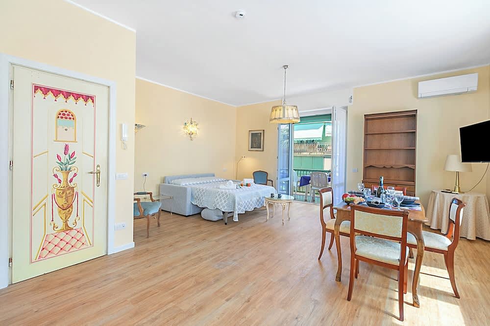 Strixia Apartment Stresa 50m From Lake 1