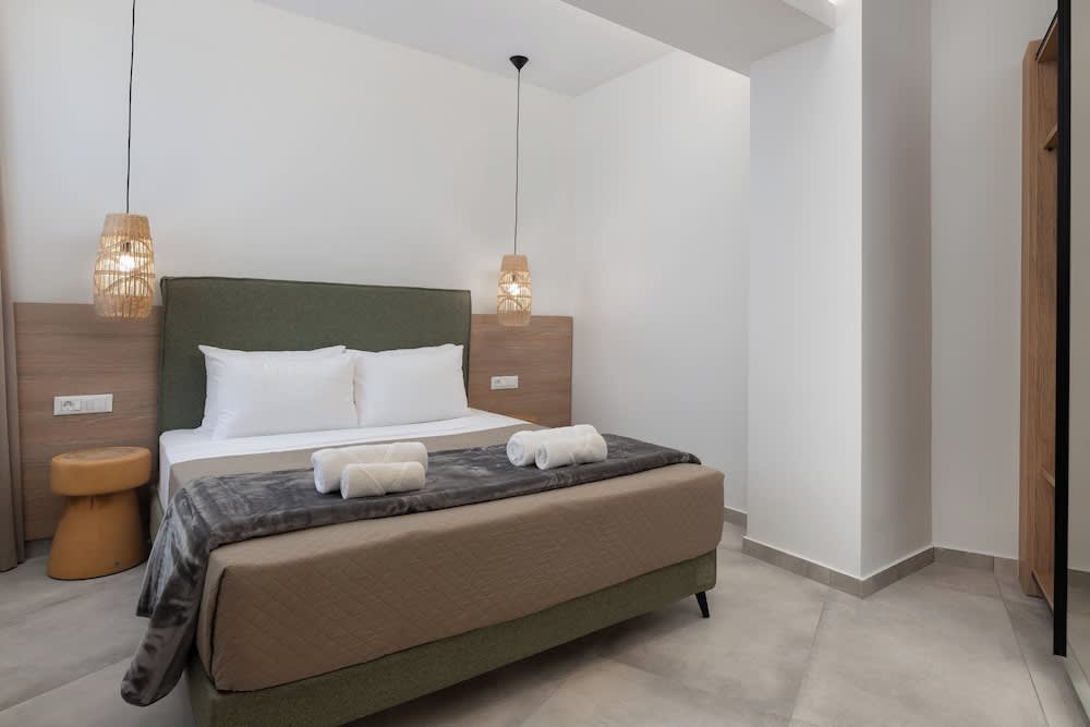 Aquarius Beach Hotel 1