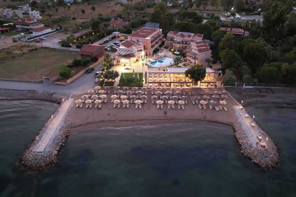 Avantis Suites Hotel 1