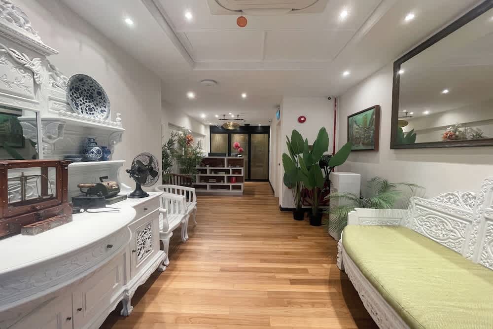 iNN at Temple St by Q Loft 2