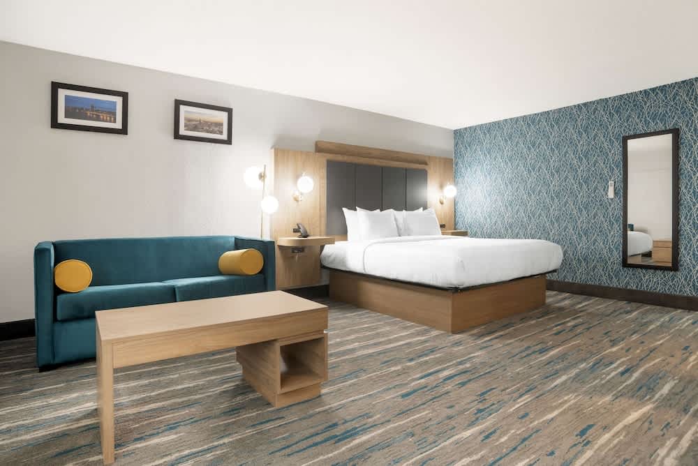 Best Western Plus Mobile Inn and Suites 1