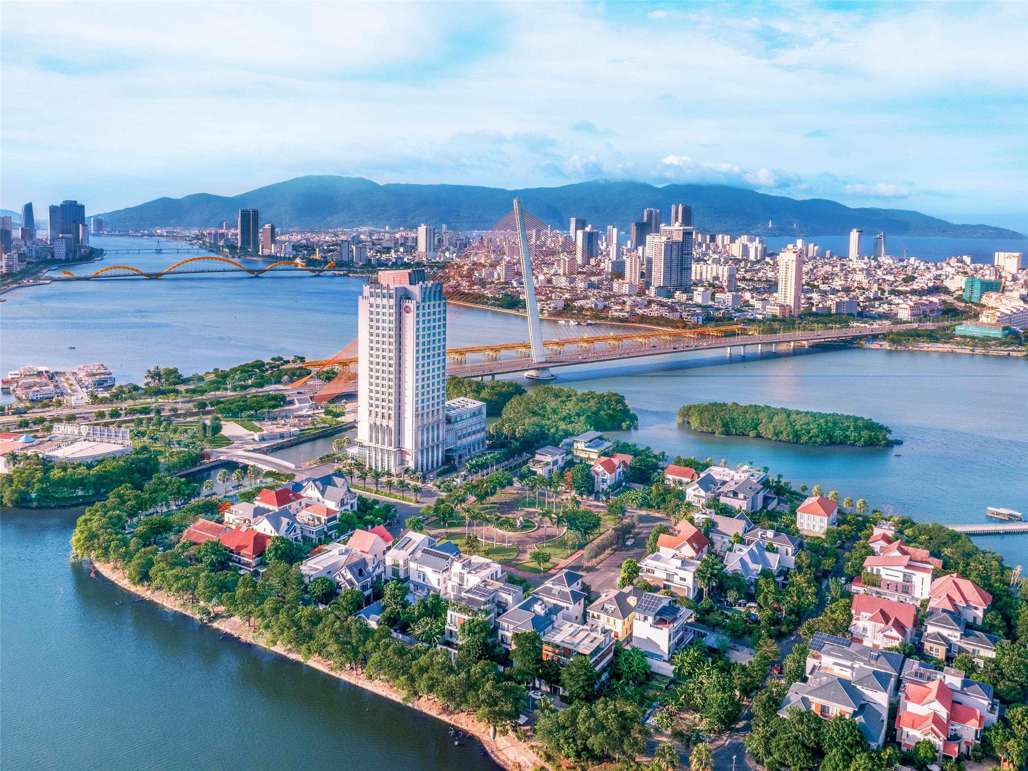 Grand Mercure Danang 1
