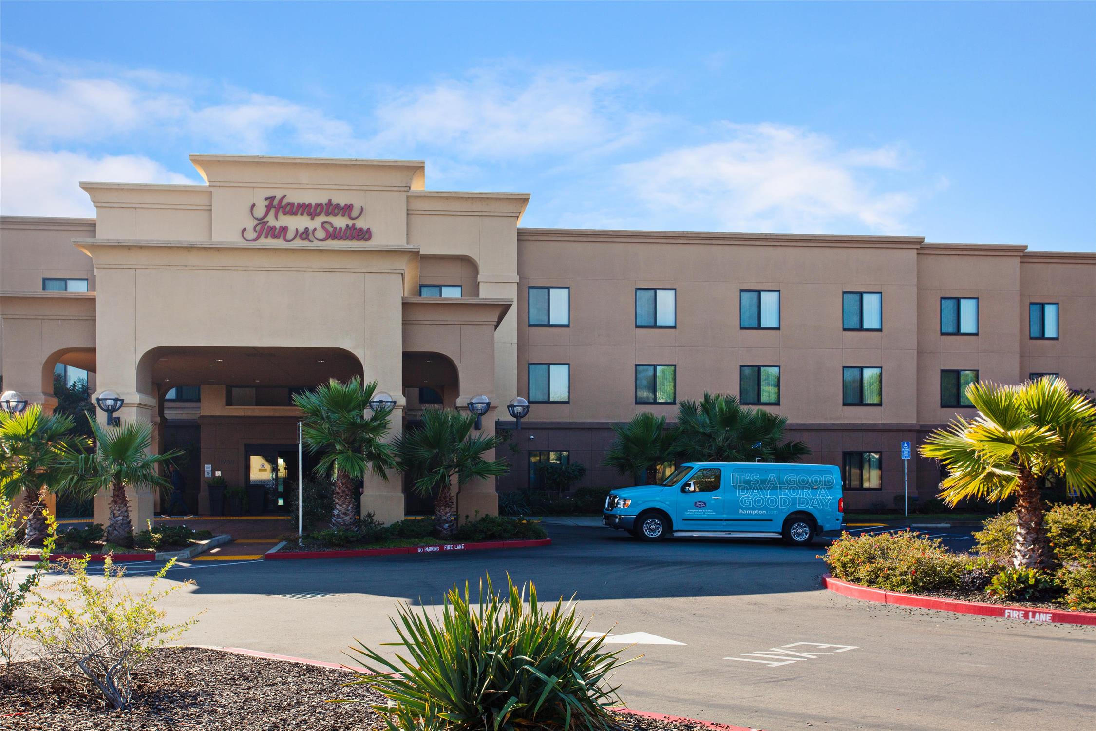 Hampton Inn & Suites Oakland Airport-Alameda 1