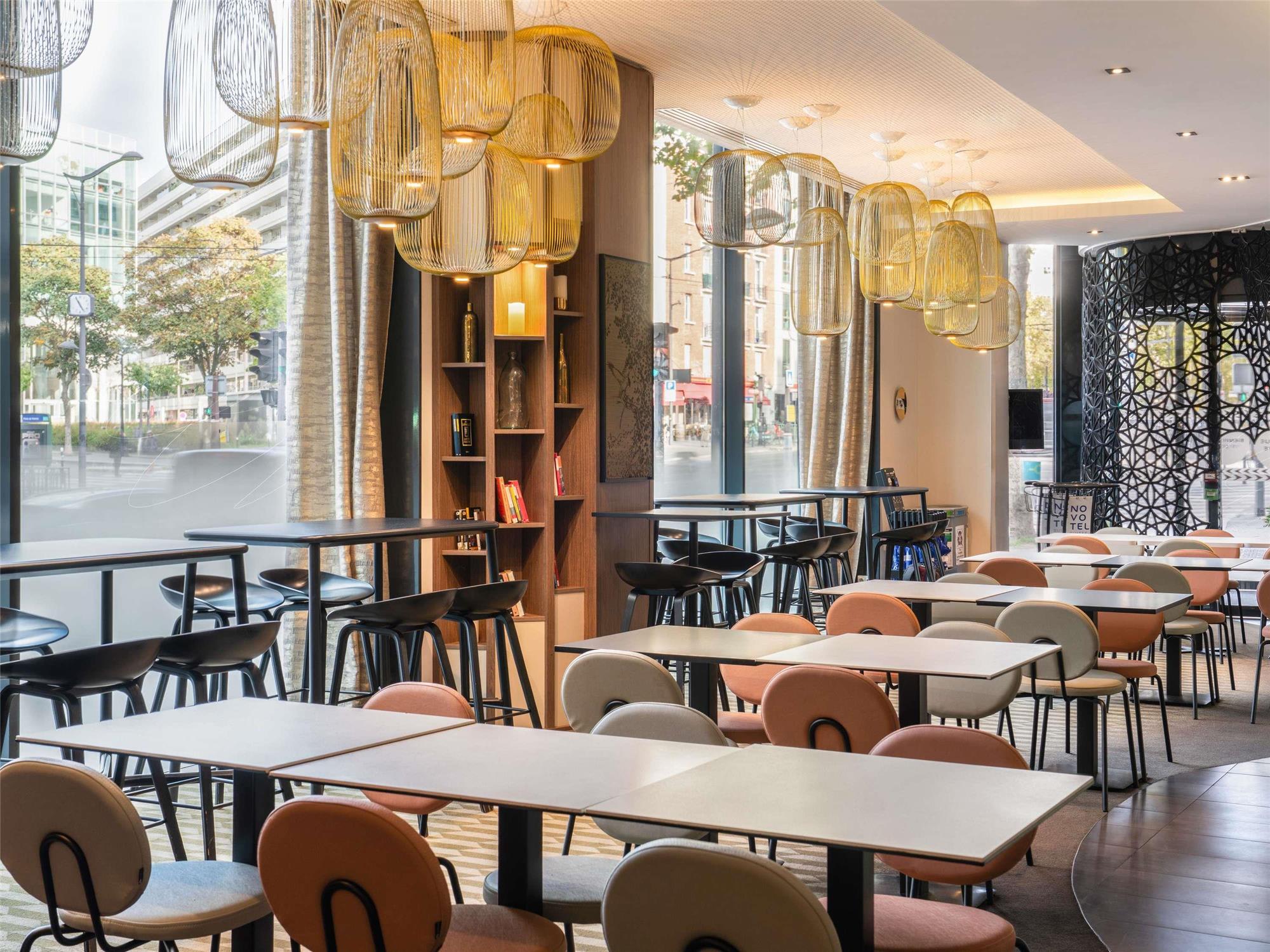 Novotel Suites Paris Expo Porte de Versailles 2