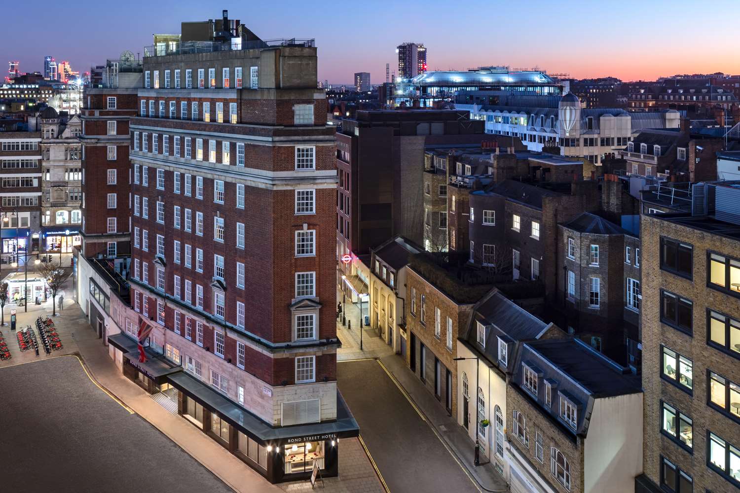 Radisson Blu Hotel, London Bond Street 1