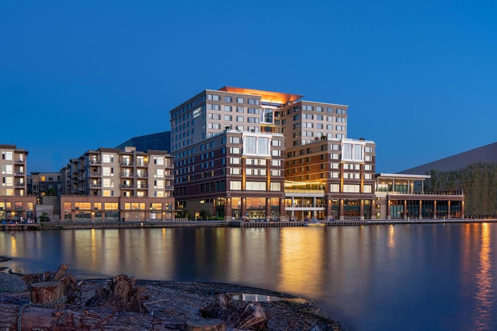 Hyatt Regency Lake Washington at Seattle’s Southport 1