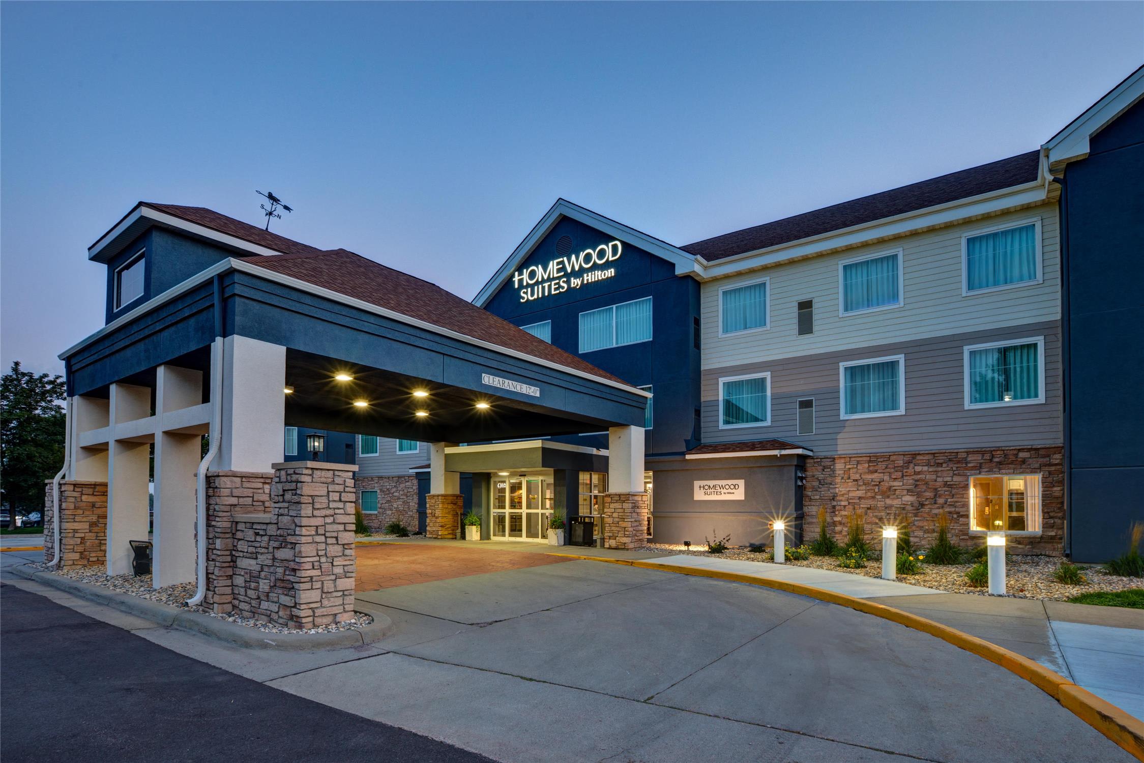 Homewood Suites by Hilton Sioux Falls 1
