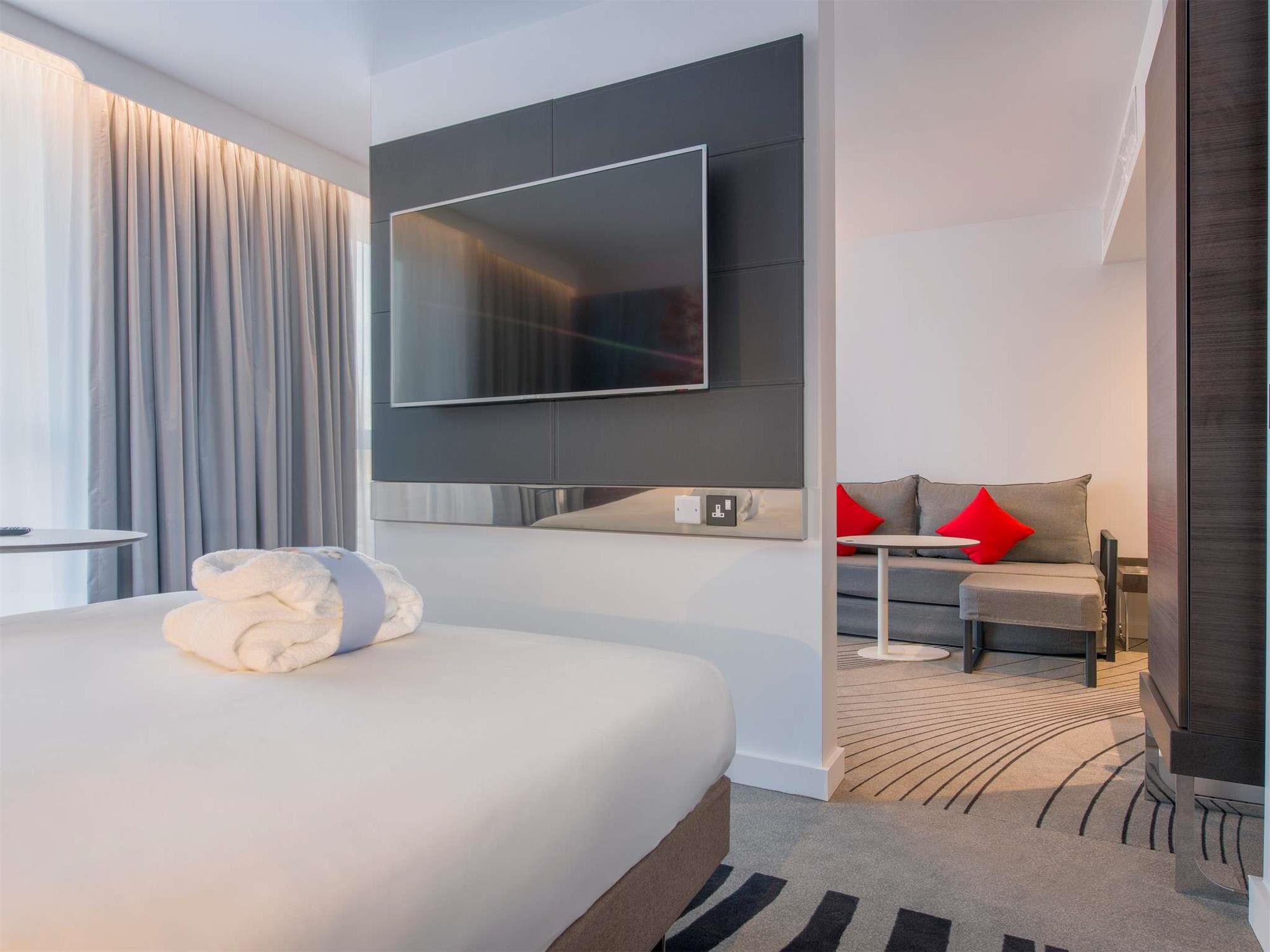 Novotel York Centre 2