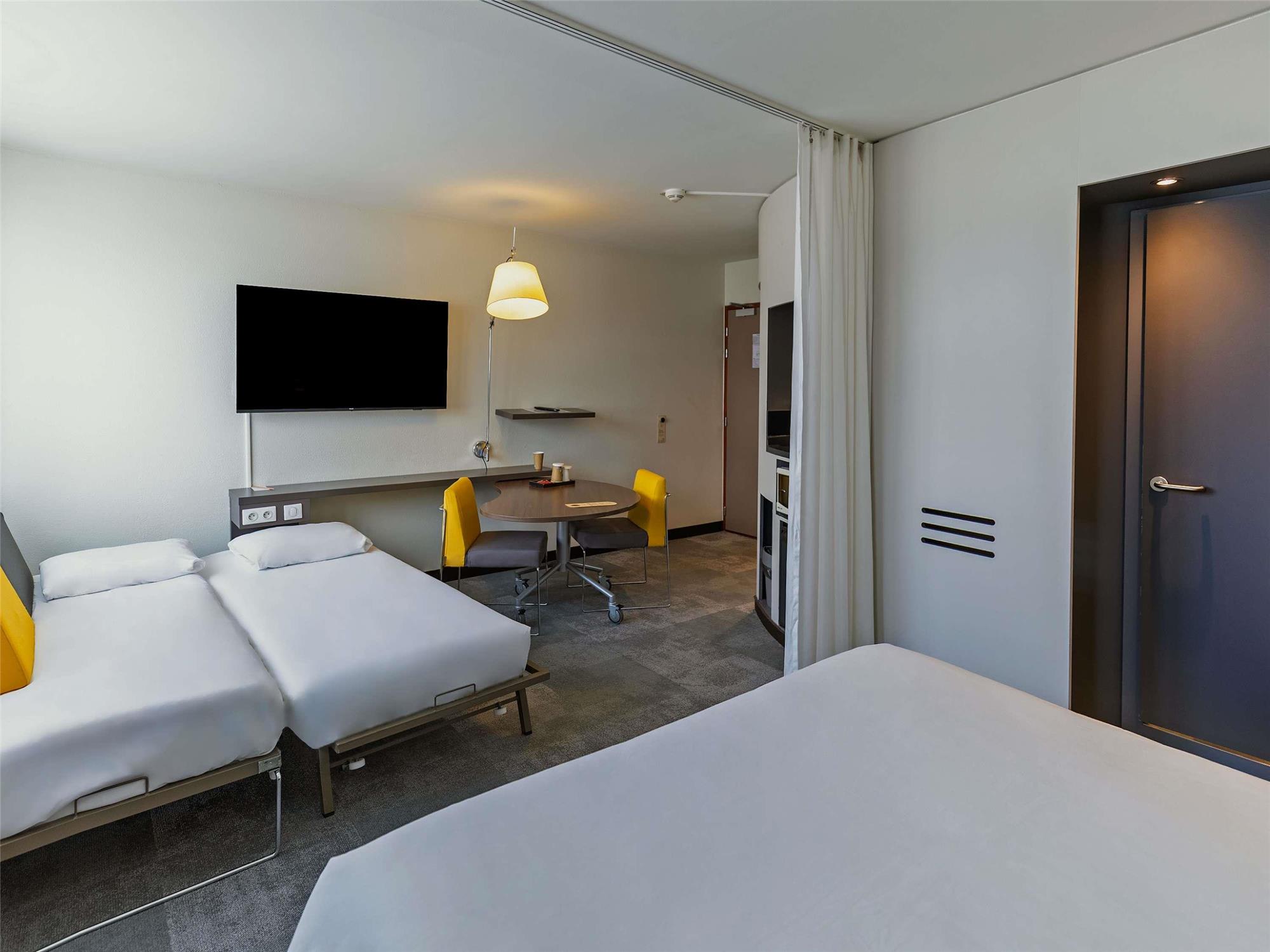 Novotel Suites Paris Stade de France 2