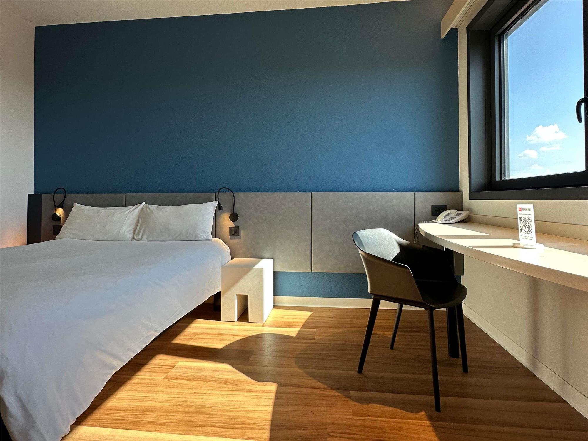 Ibis Roma Fiera 1