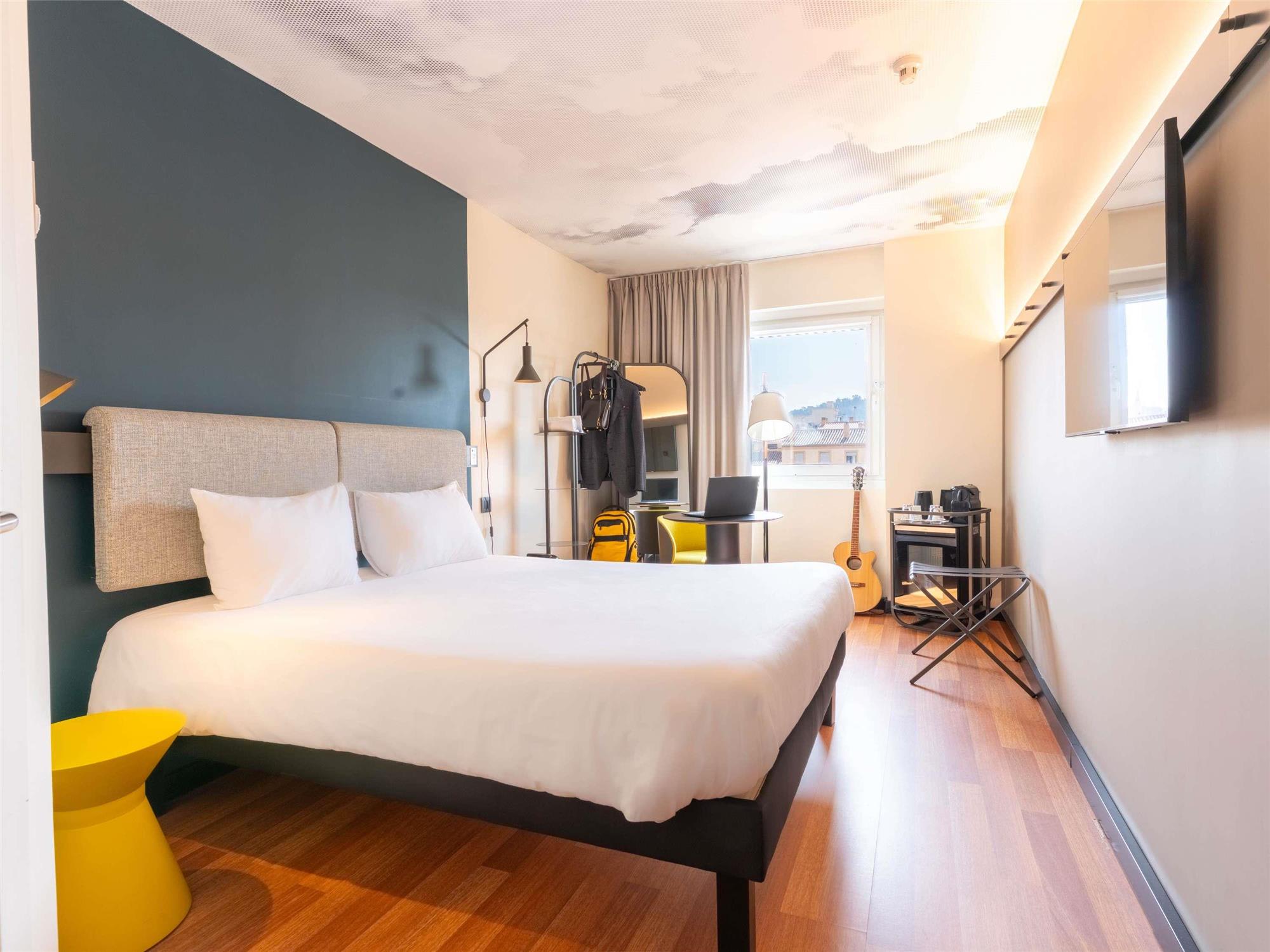Ibis Malaga Centro Ciudad 1