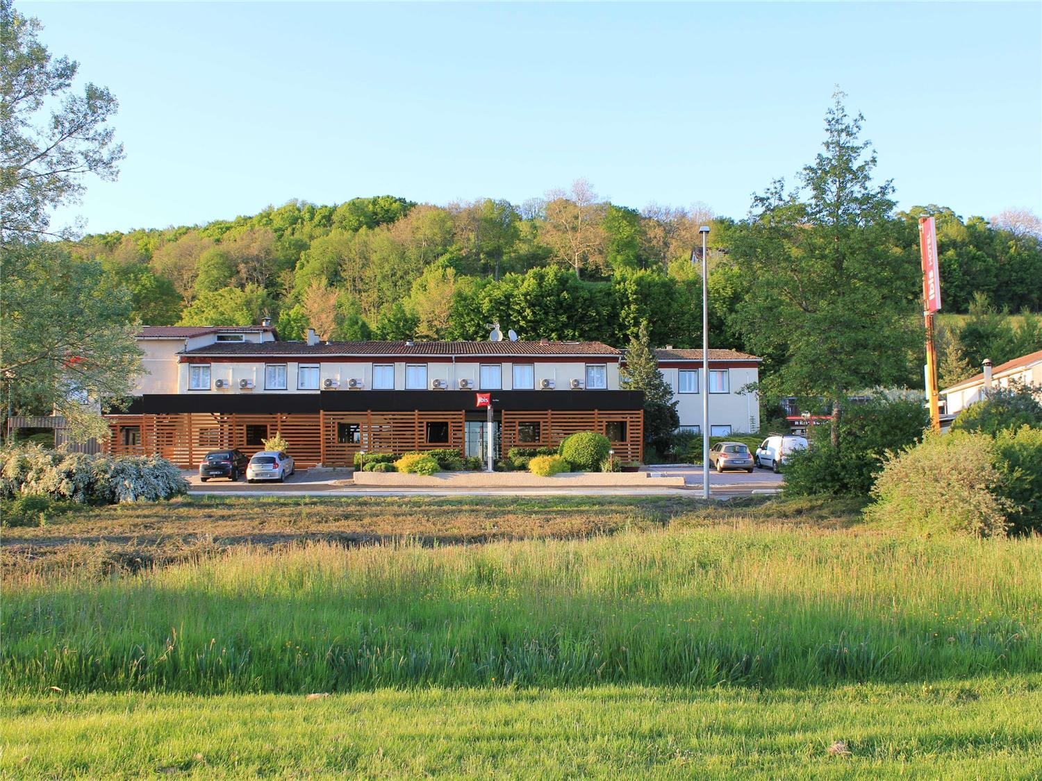 ibis Aurillac 1