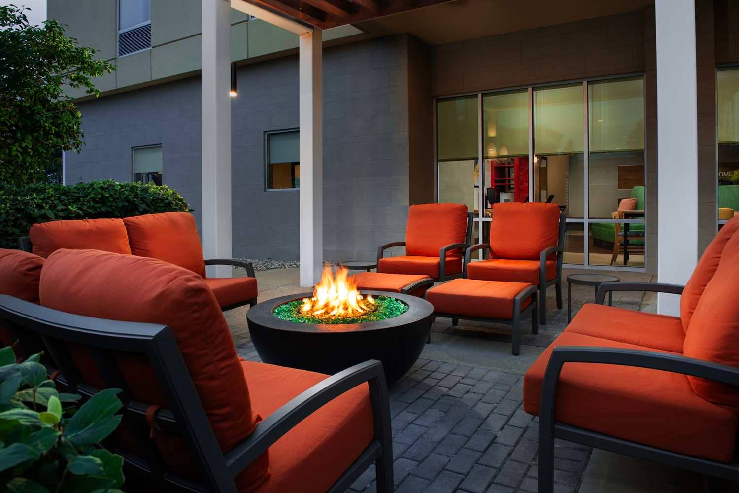 Home2 Suites by Hilton Lexington University / Medical Center 2