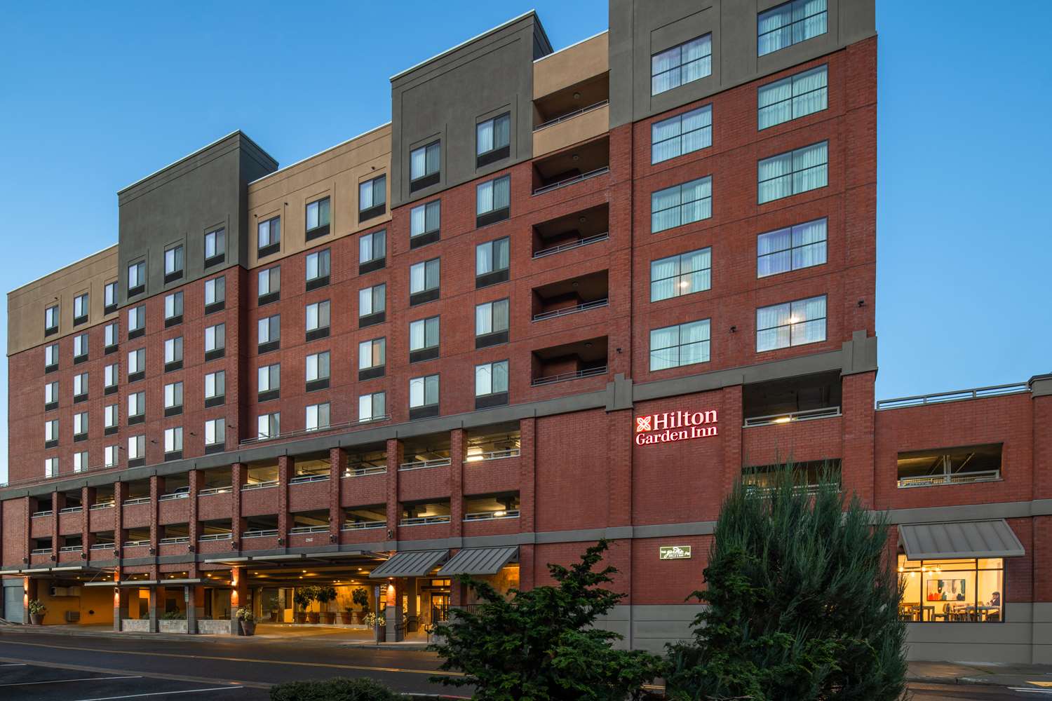 Hilton Garden Inn Tacoma Downtown 2