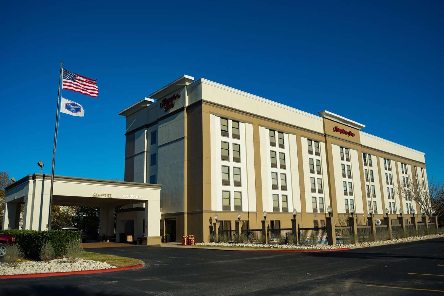 Hampton Inn Beaumont 2