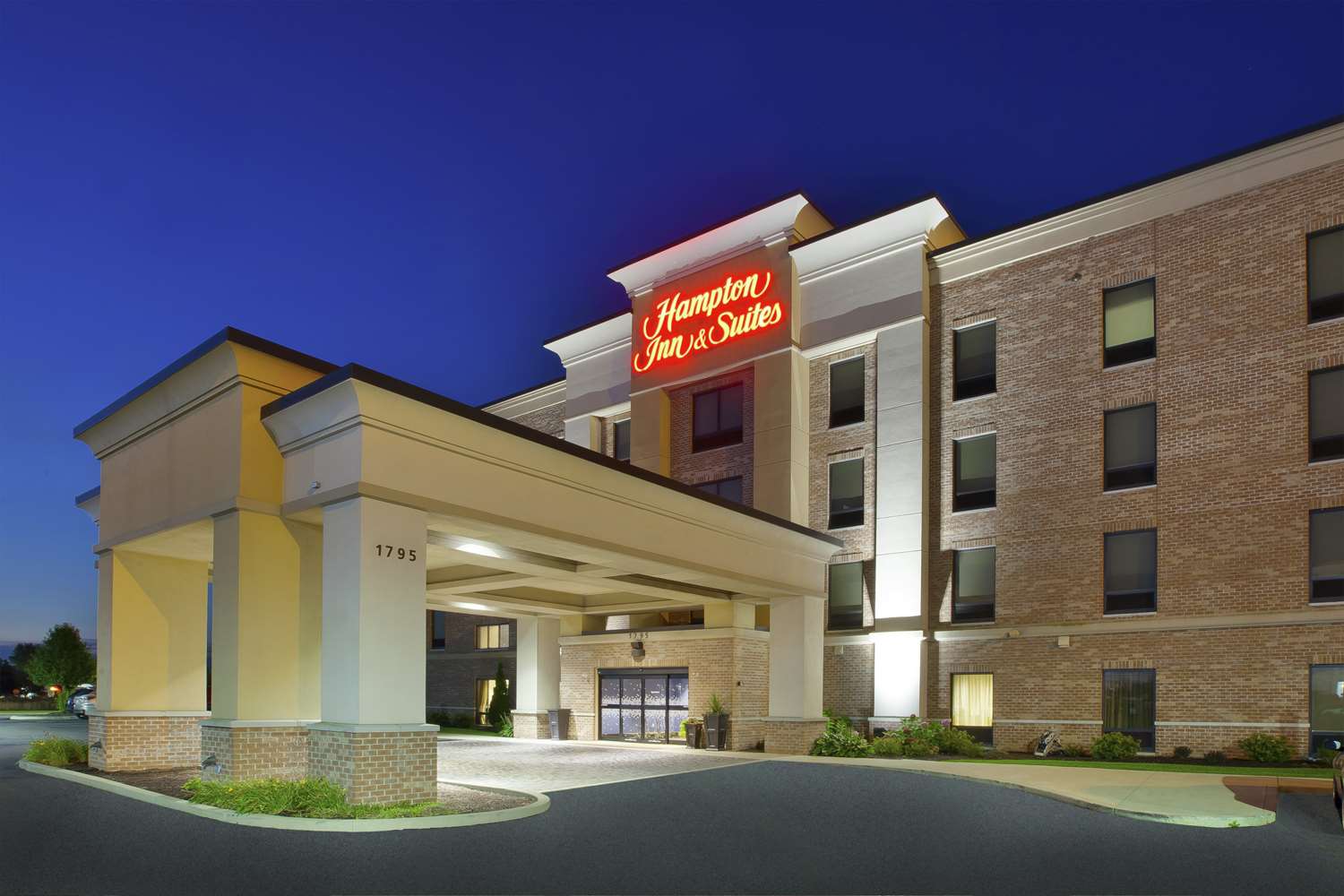 Hampton Inn & Suites Elyria 2