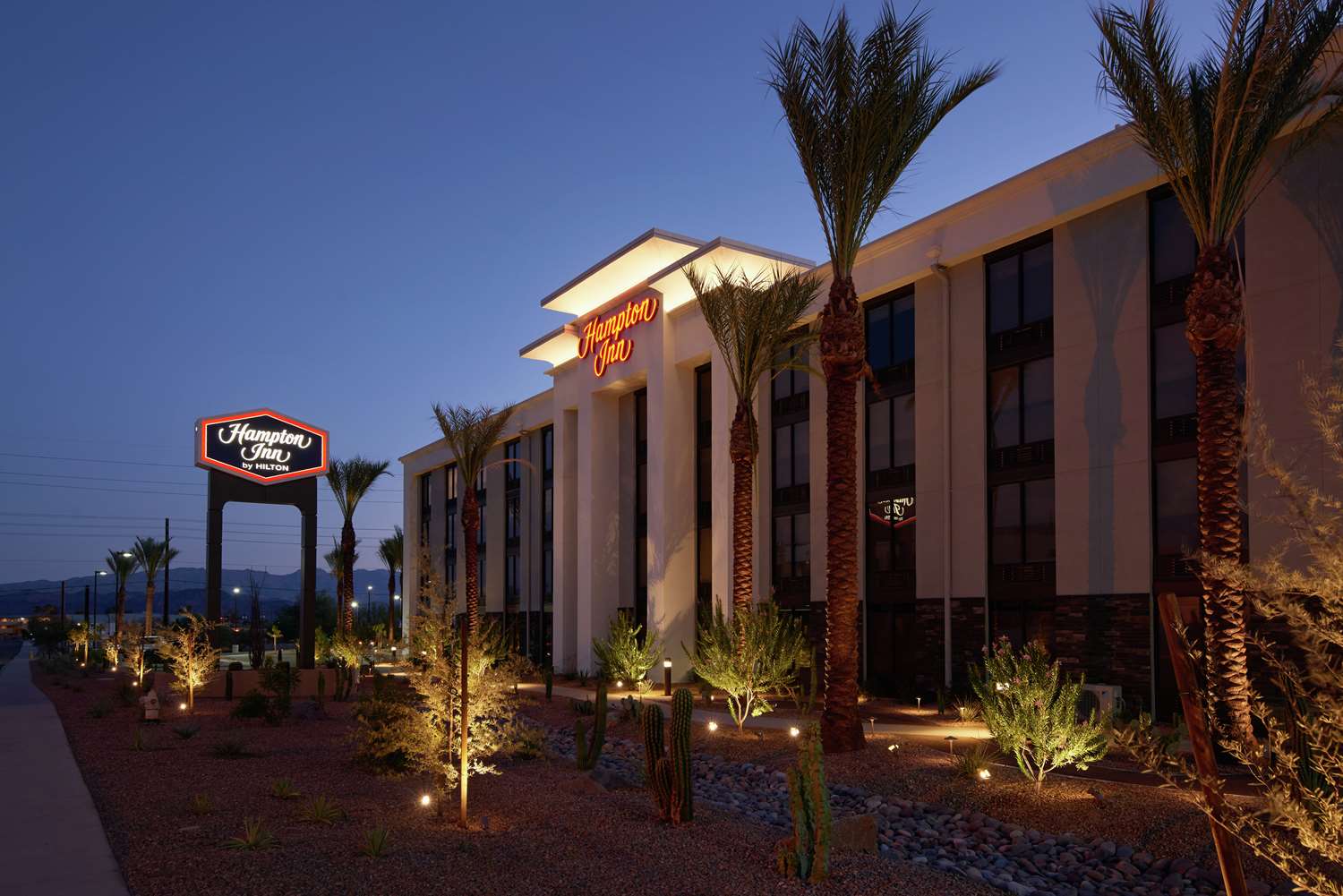 Hampton Inn Lake Havasu City 2