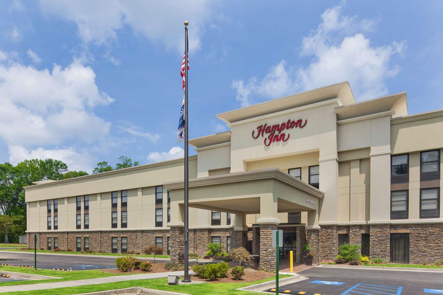 Hampton Inn Lagrange near Callaway Gardens 2