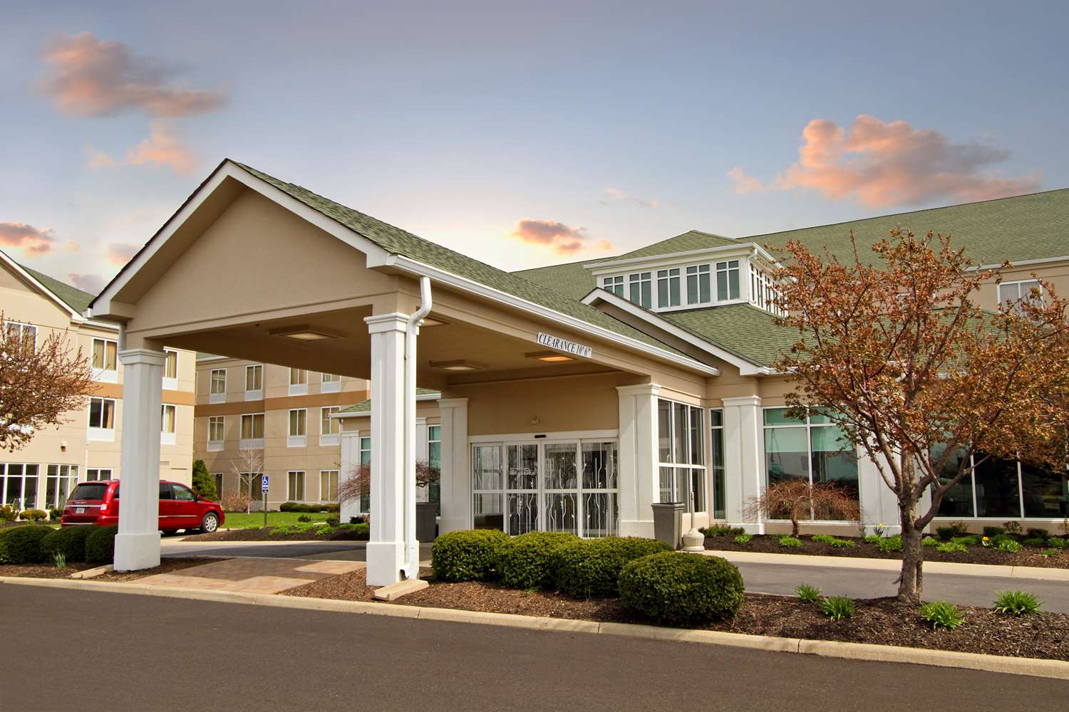 Hilton Garden Inn Columbus Airport 2