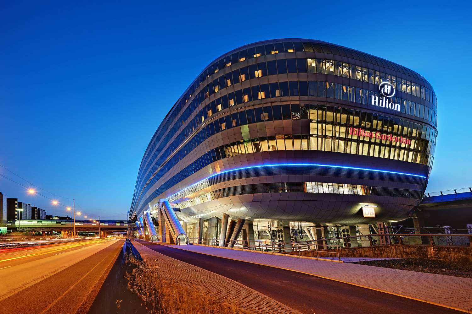 Hilton Frankfurt Airport 2
