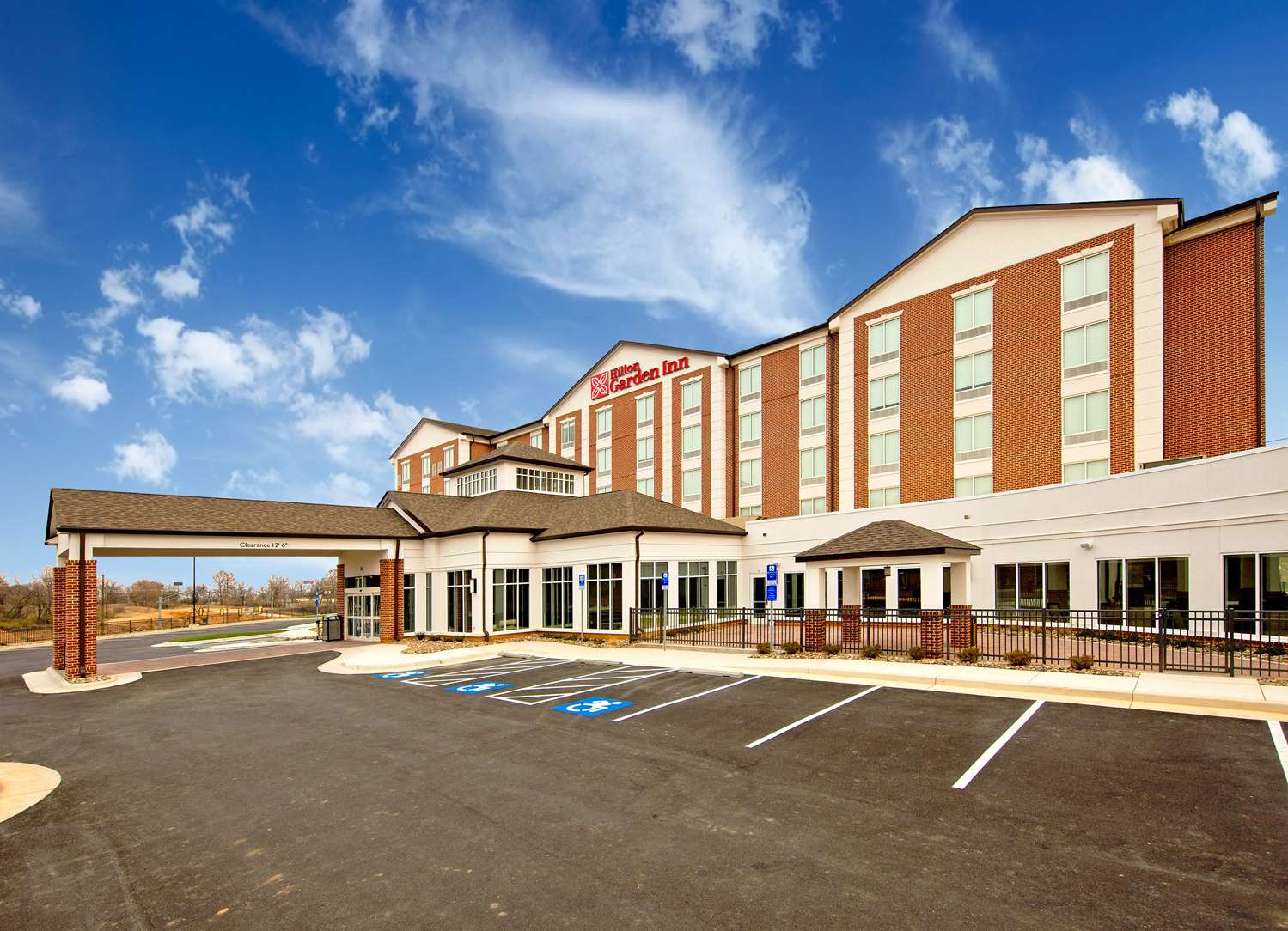 Hilton Garden Inn Martinsburg 2