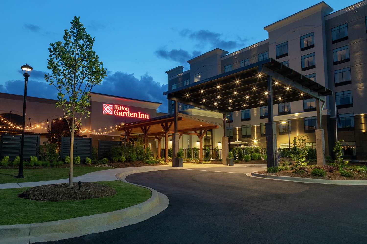 Hilton Garden Inn Spartanburg 2