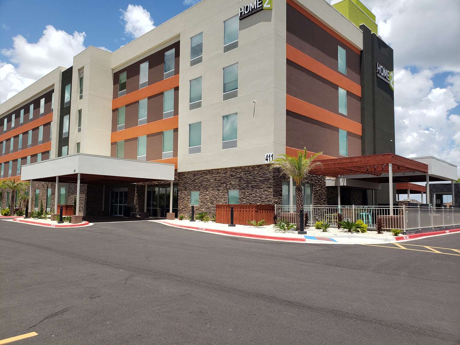 Home2 Suites By Hilton Edinburg 2