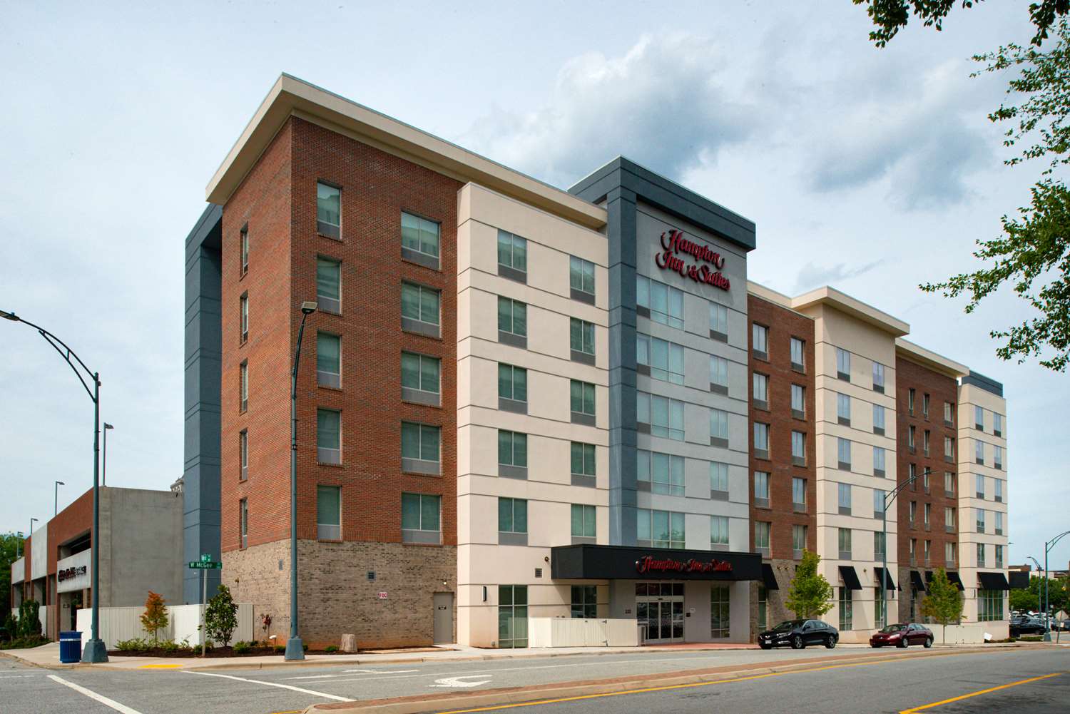Hampton Inn & Suites Greensboro Downtown, Nc 2