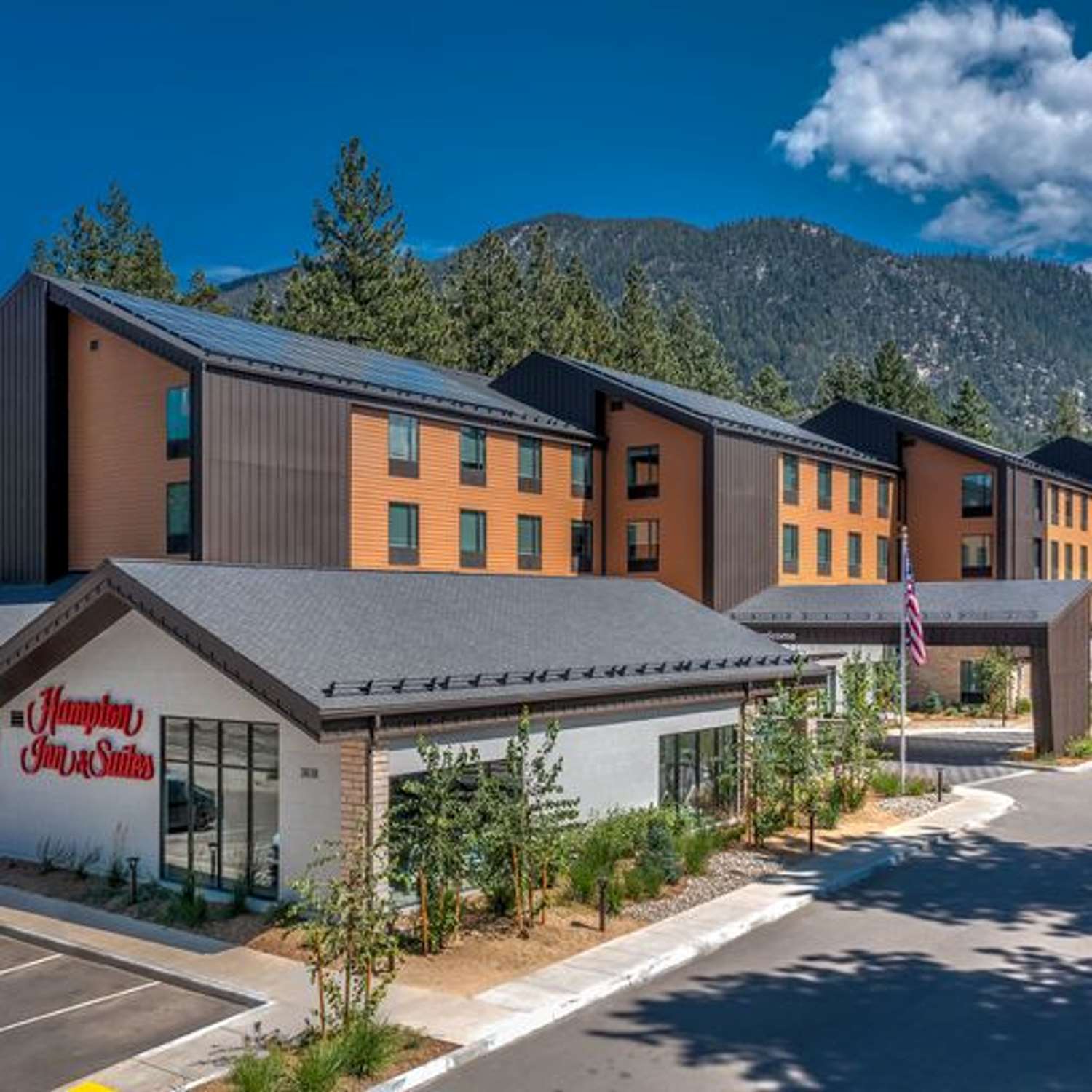 Hampton Inn & Suites South Lake Tahoe 2