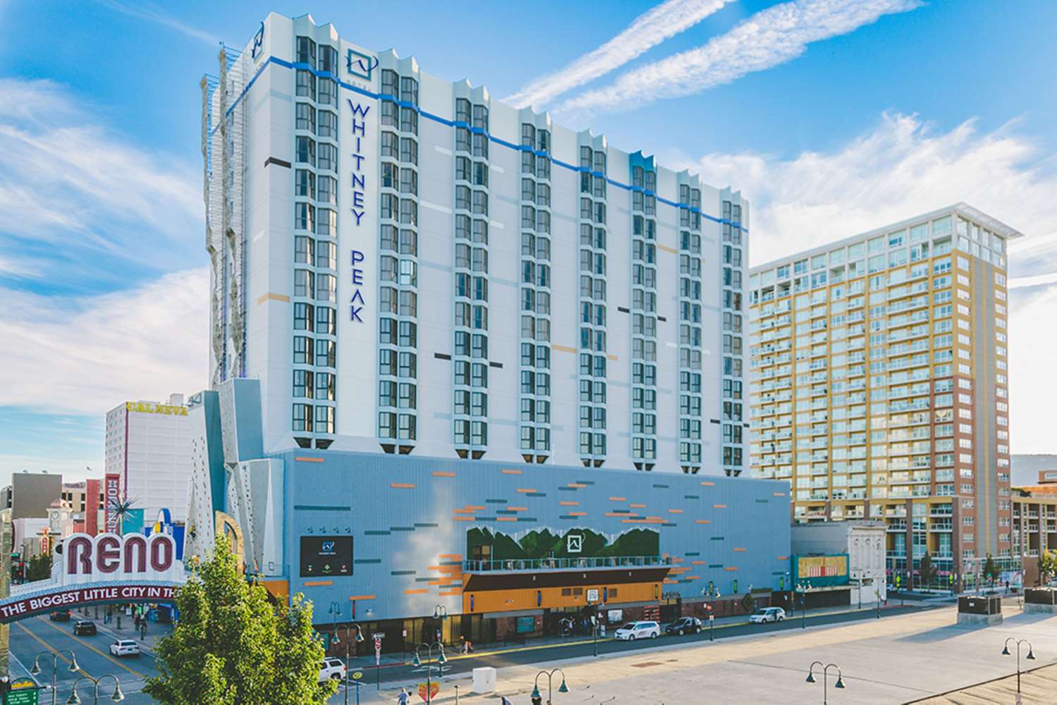 Whitney Peak Hotel Reno, Tapestry Collection by Hilton 1