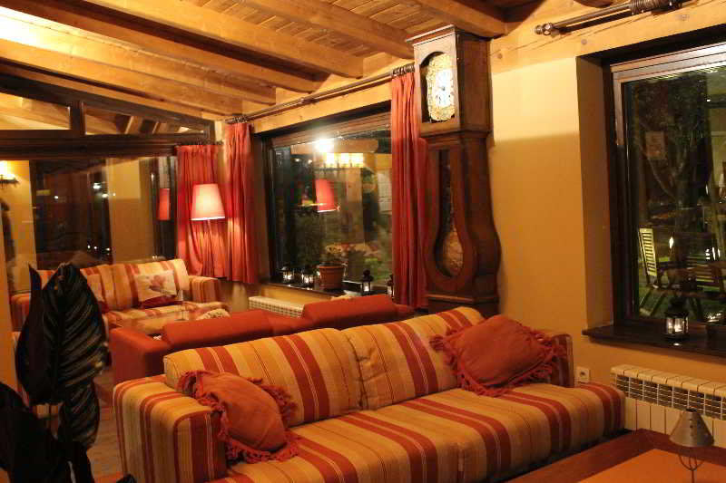Hotel Saurat 1