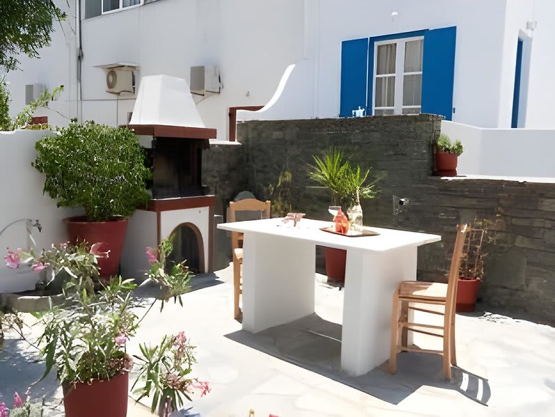 Ayeri Hotel 2