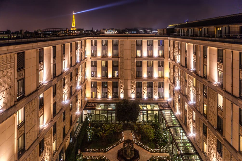 Lourdes Tarbes - Paris - L'Hotel Du Collectionneur Arc De Triomphe Paris