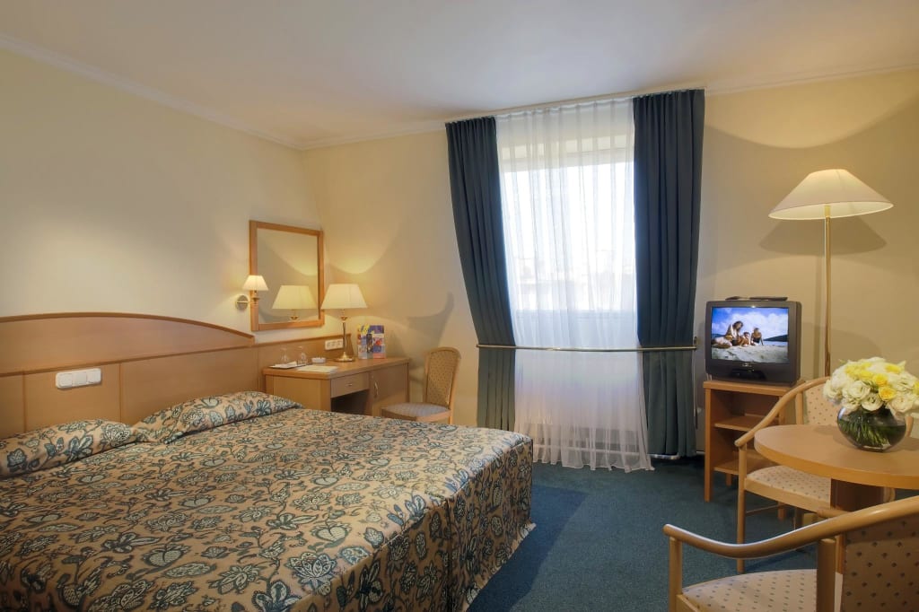 Paris - Budapest - Danubius Hotel Erzsebet City Center